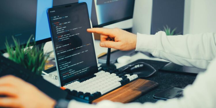 دليل إختبار البرمجيات الشامل أنواعها وأدواتها وأهميتها في تطوير التطبيقات